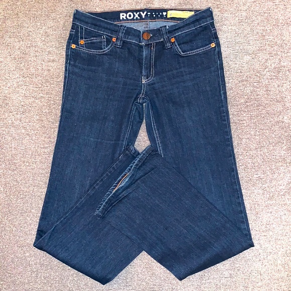 Roxy Jeans - Picture 1 of 9